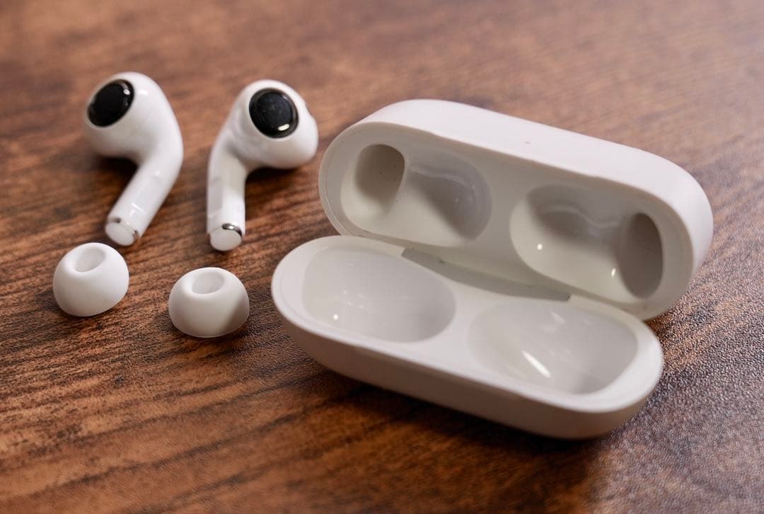 AirPods Pro2本体 ホワイト USB-C充電ポート