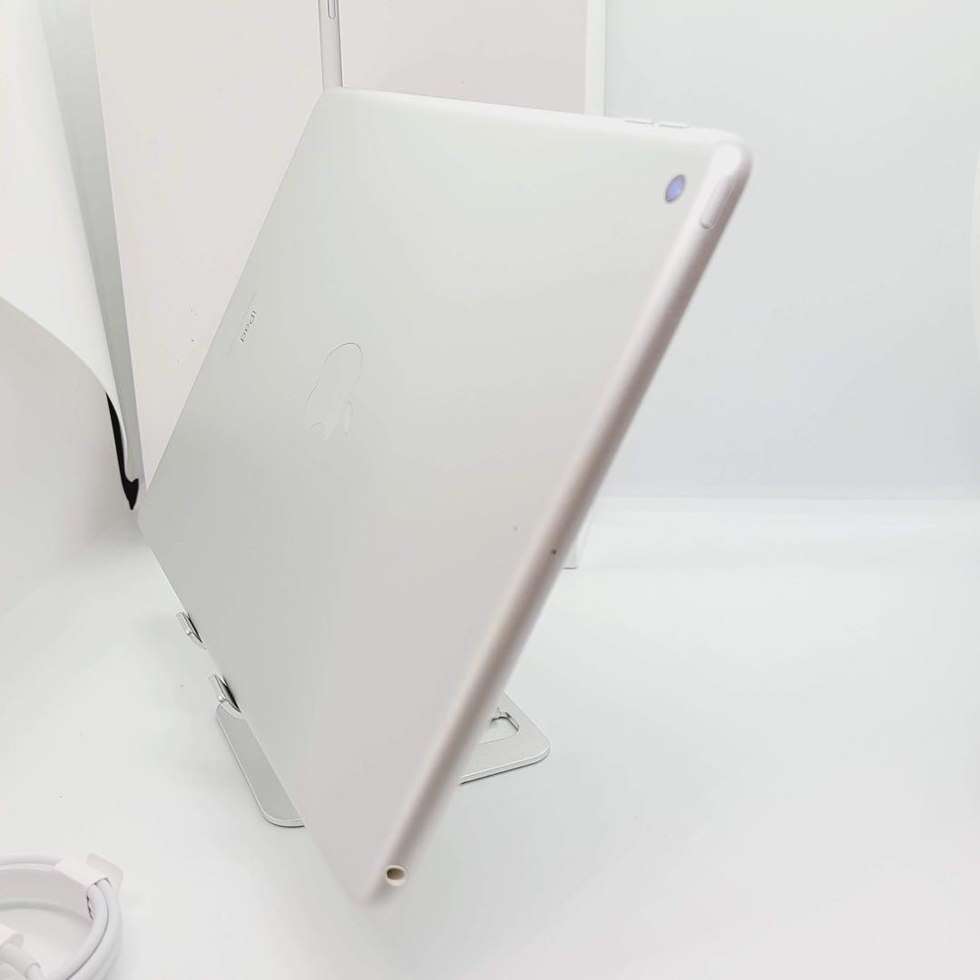 バッテリー100%☆Apple iPad(第9世代)10.2インチ 64GB