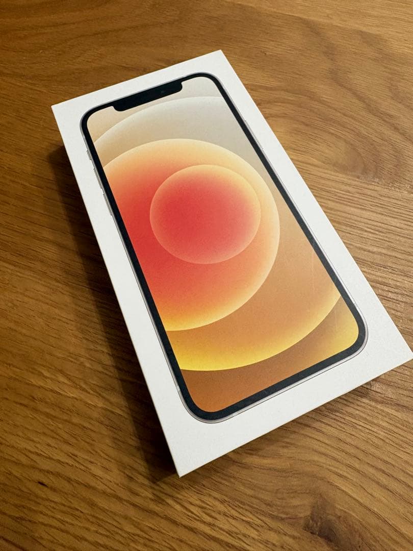 Apple iPhone 12 ホワイト　128GB バッテリー88%