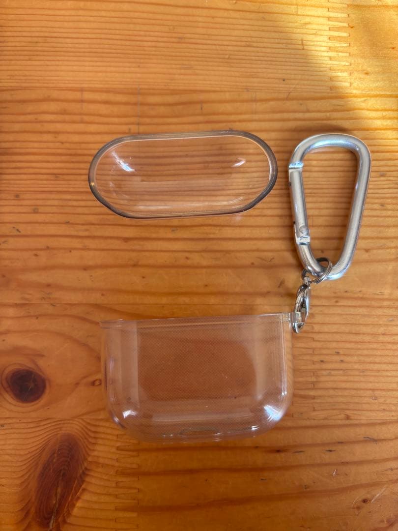 AirPods 第四世代　ケースのみ