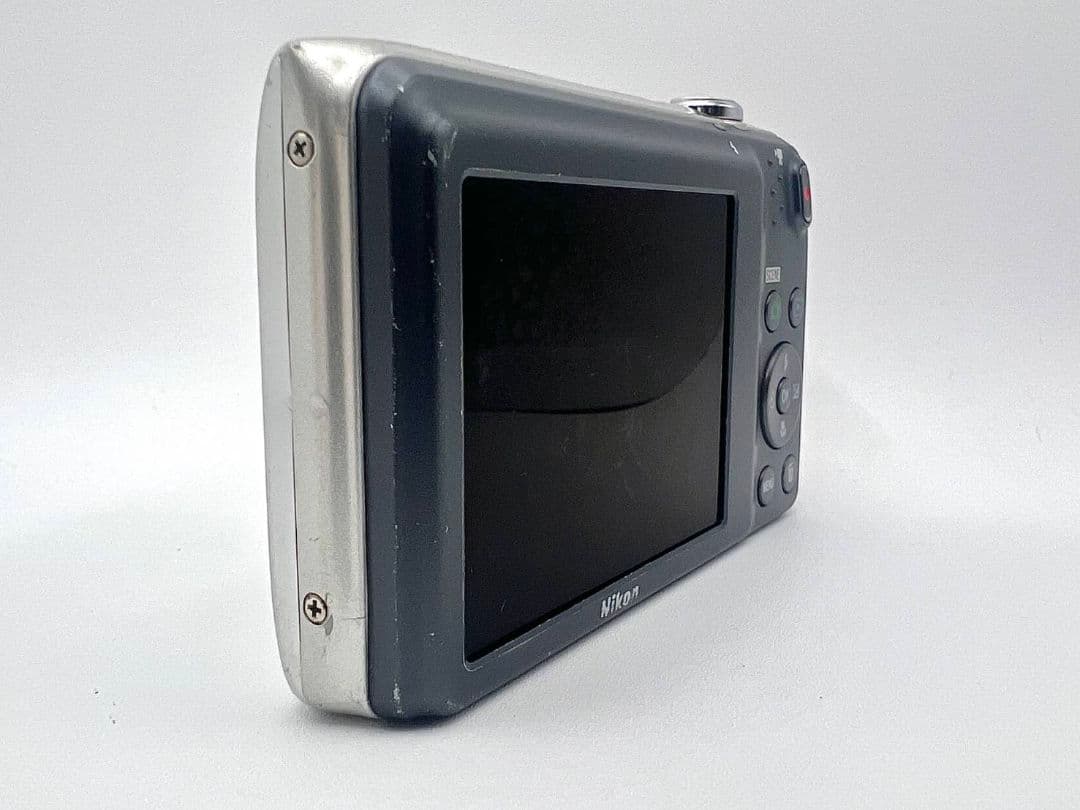 Nikon COOLPIX クールピクス S3500 デジカメ カメラ シルバー