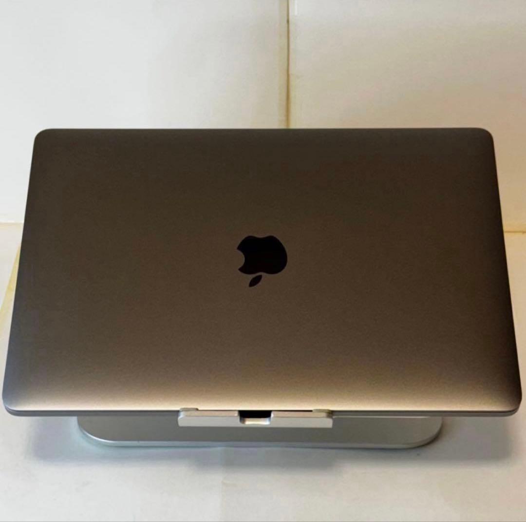 付属品完品☆美品良好 MacBook Pro 13㌅ SpaceGlayカラー☆