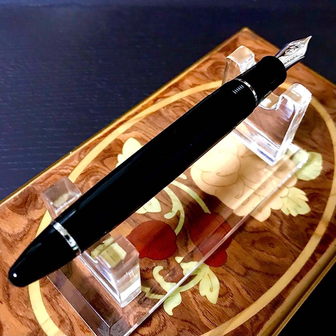 ☆超お勧め☆美しいセーラー プロフィット21（M)☆新品未使用☆シルバー