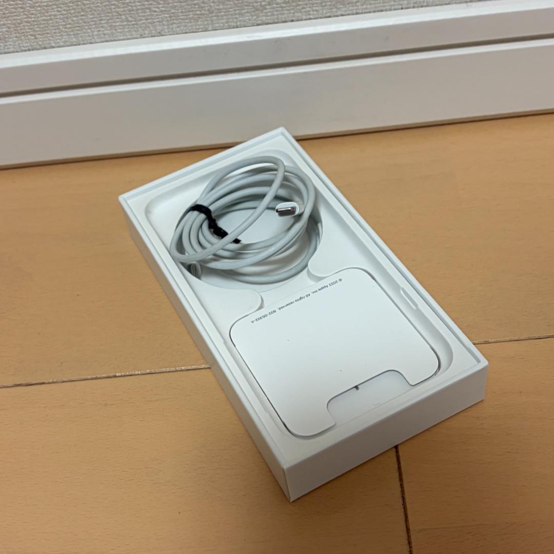 【箱・ケーブル付属】iPhone SE3 レッド 本体