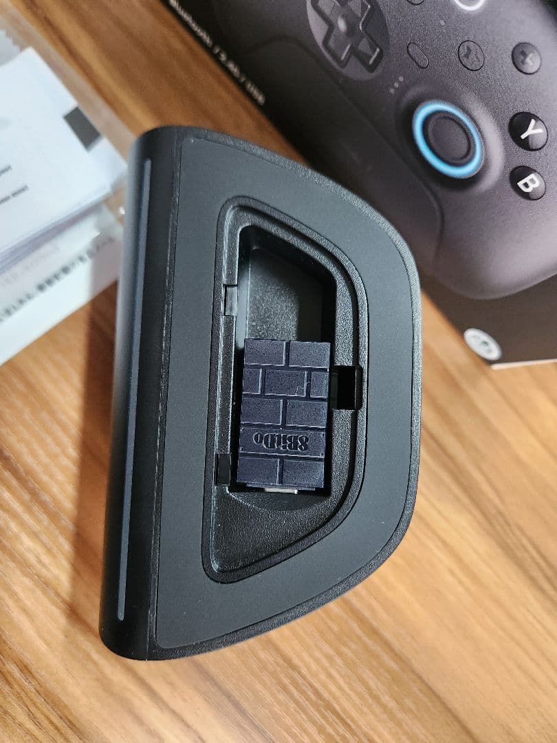 PC用ゲームコントローラー・コンバーター 8BitDo Ultimate 2 BluetoothController