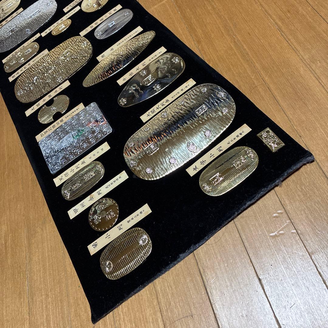 伝統的な縁起物イミテーション大判小判コレクション