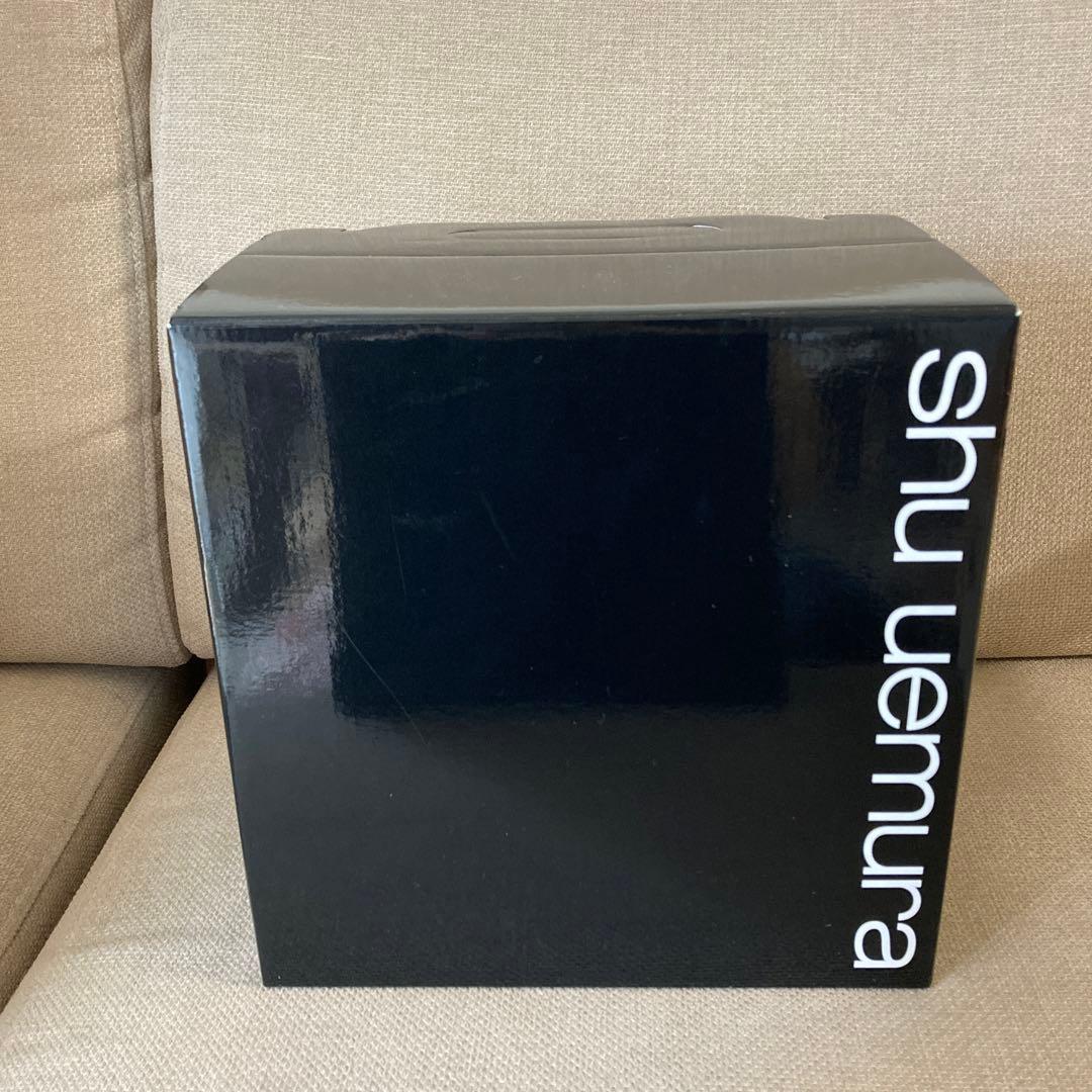Shu uemura メイクボックス【箱付き】