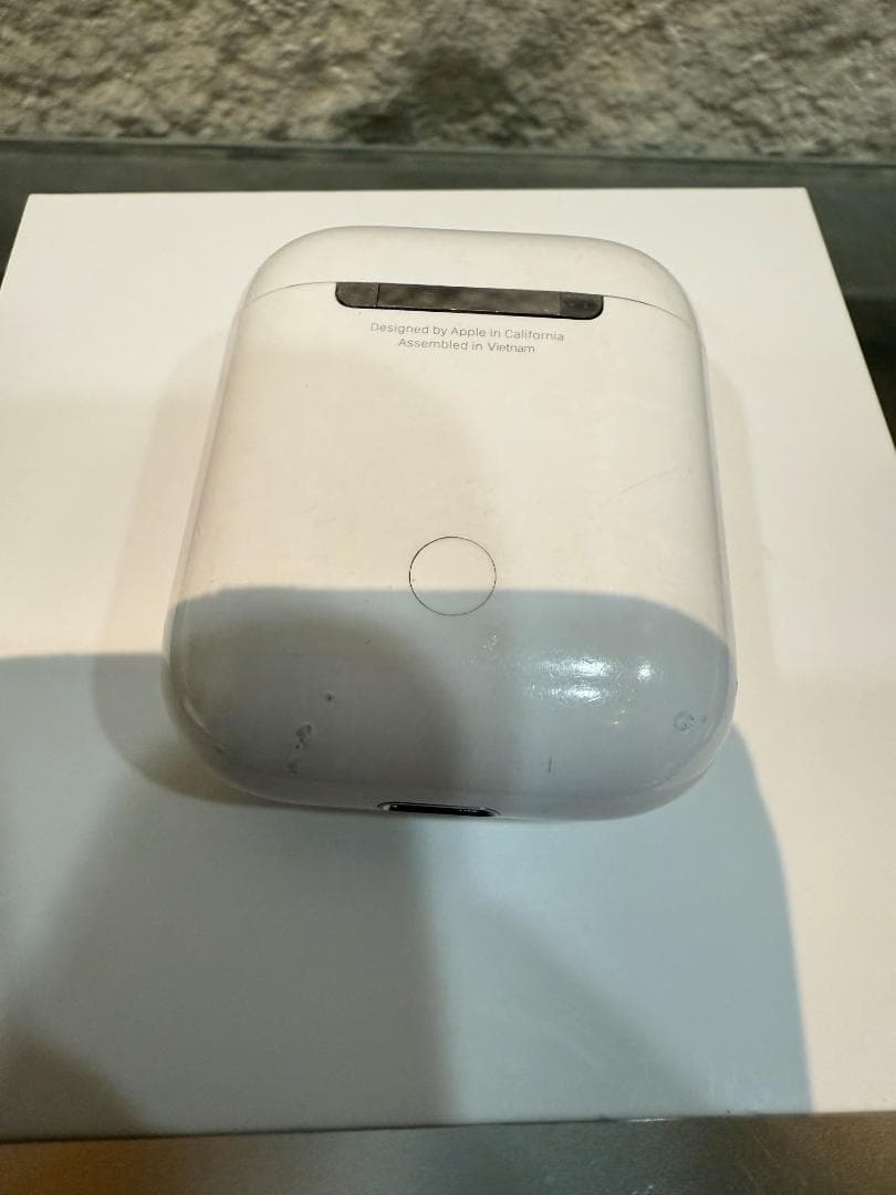 Apple AirPods 第二世代 2台セット 中古品 おまけ付き