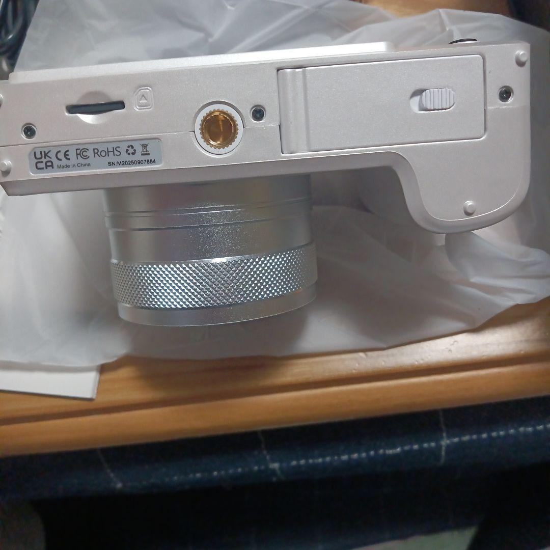 デジタルカメラ 4K 5K 8000万画素 軽量 3インチ 20倍ズーム