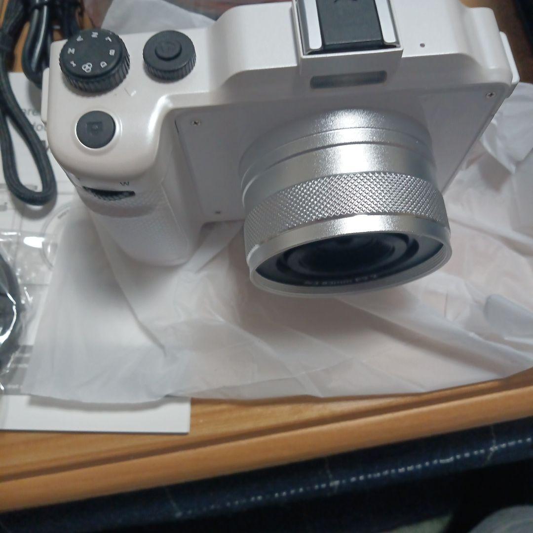 デジタルカメラ 4K 5K 8000万画素 軽量 3インチ 20倍ズーム