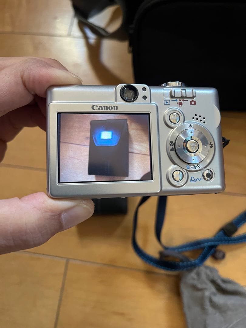 Canon IXY DIGITAL50 4.0メガピクセル　デジカメ　他
