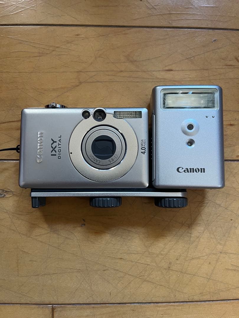 Canon IXY DIGITAL50 4.0メガピクセル　デジカメ　他