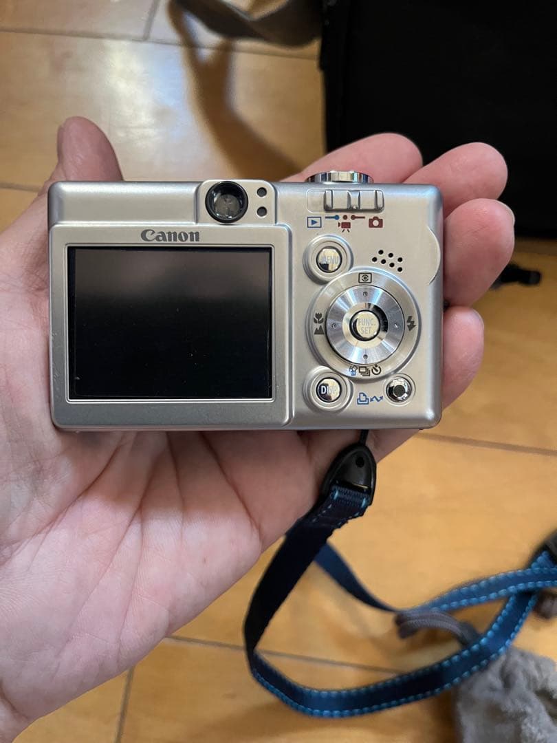 Canon IXY DIGITAL50 4.0メガピクセル　デジカメ　他