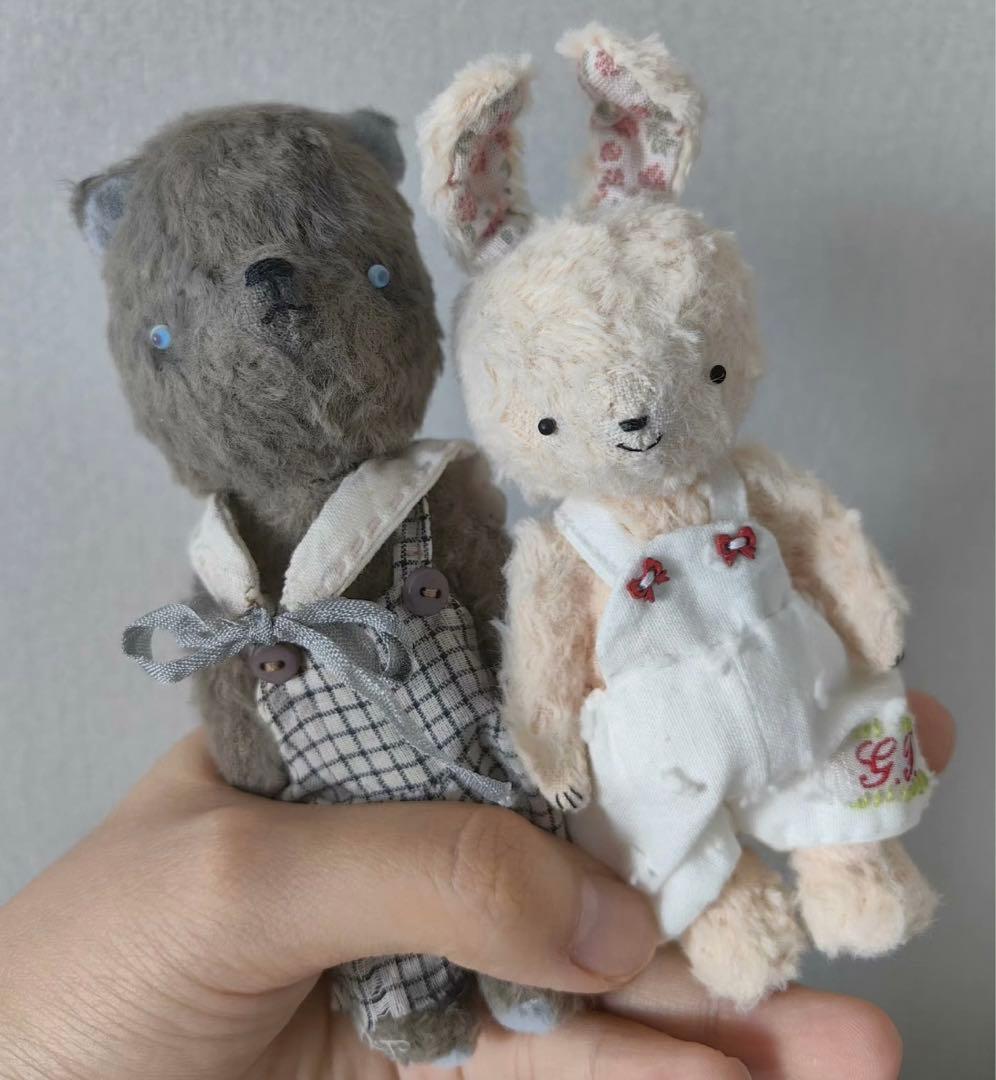 ダークな雰囲気 グレーブルーベアさん くま ハンドメイド 海外作家様 ぬいぐるみ