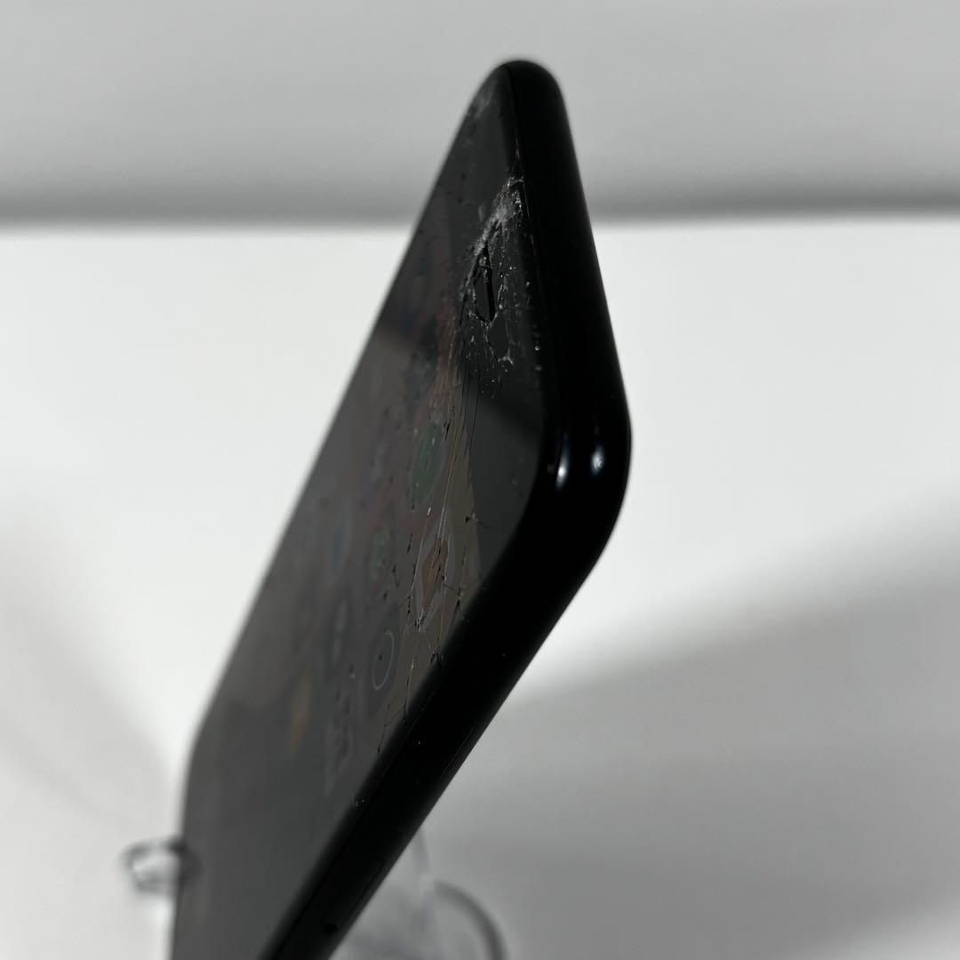 【画面割れ】iPhone SE 第3世代 64GB 動作OK