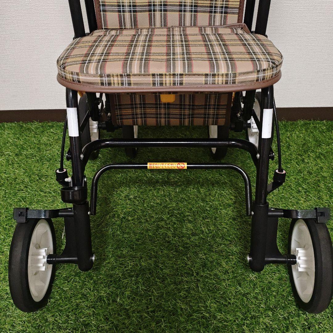 カットリハビリィ　歩行車　アクティブピッチ　シルバーカー