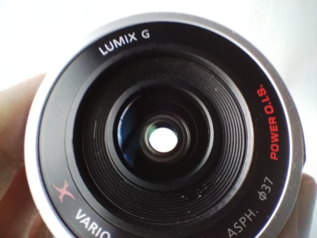 LUMIX G VARIO 14-42mm POWER O.I.S シルバー