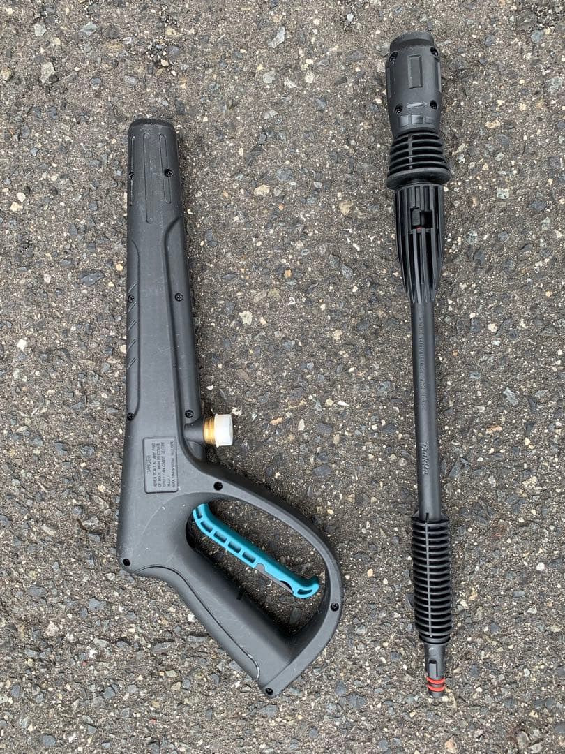 【中古品】Makita 高圧洗浄機 + 10ｍ高圧ホース ねじれ防止ジョイント