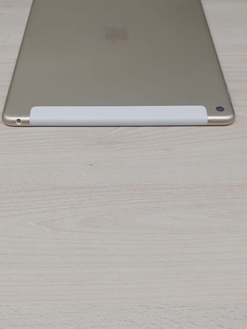 iPad Air 2 32GB A1567 MNVR2J/A ソフトバンク