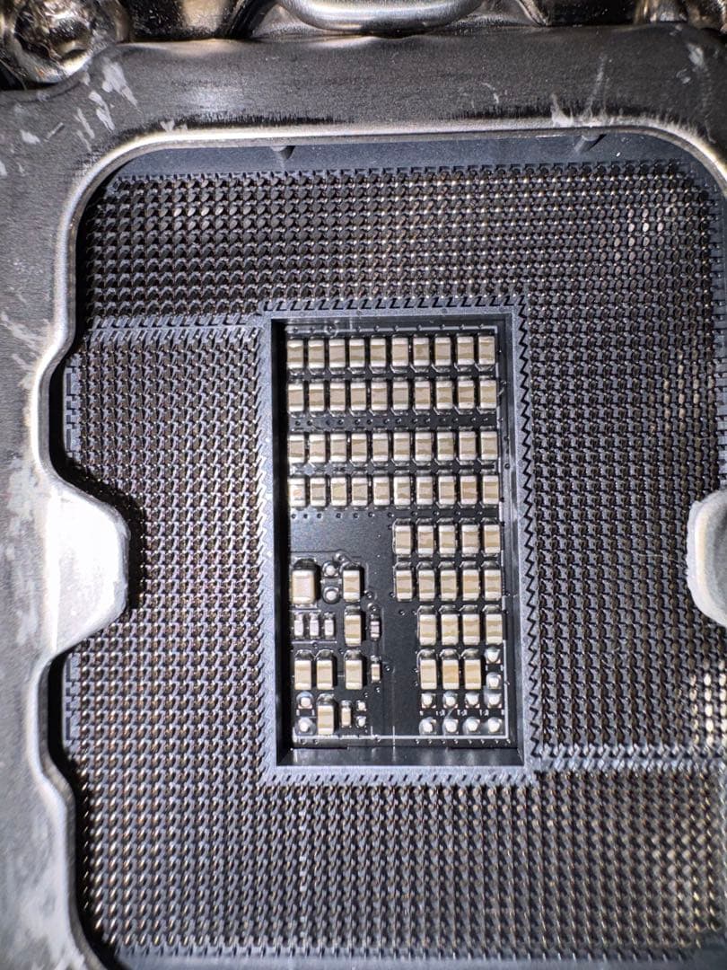 ASUS TUF GAMING B760M-PLUS WIFI D4マザーボード