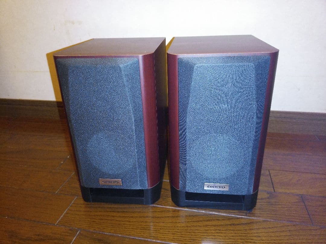 送料込み 美品 ONKYO D-2E ペア ハイレゾ対応