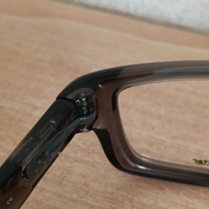 【未使用品】OAKLEY クロスリンク 交換用テンプルキット付き グレークリア調