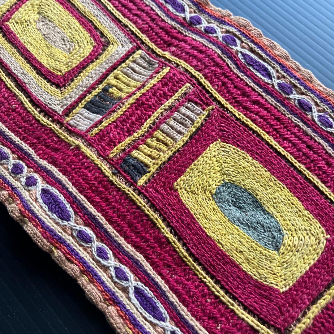 アンティーク古布　インドバンジァラ族 刺繍パッチ