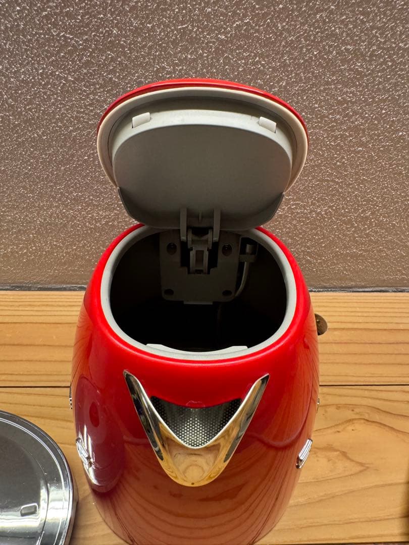 SMEG(スメッグ) ケトル