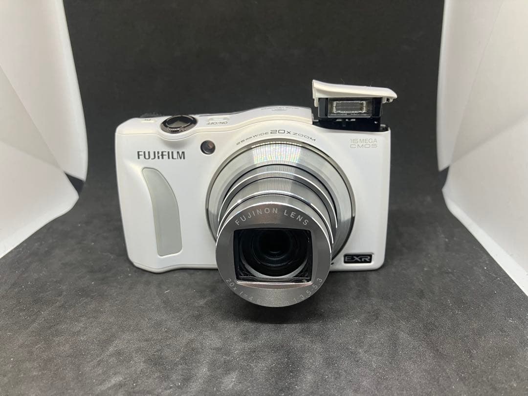 （美品）FUJIFILM FinePix F800EXR デジタルカメラ