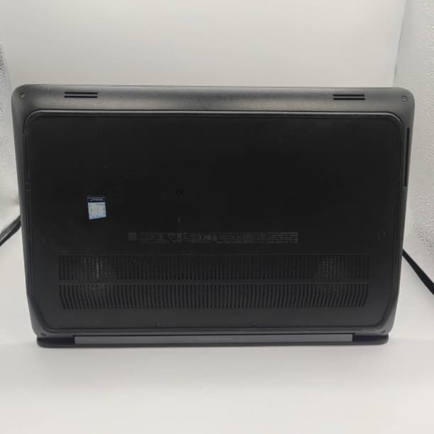 グラボ バッテリ◎ フルHD 15 Xeon E3-1505M SSD256GB