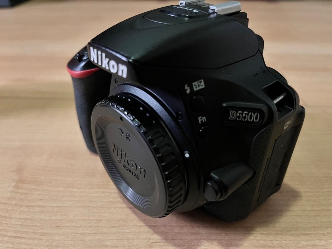 Nikon D5500 レンズキット 18-55mm VR II 動作確認済