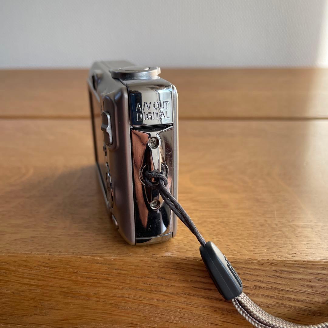 デジタルカメラ　Canon IXY Digital 70