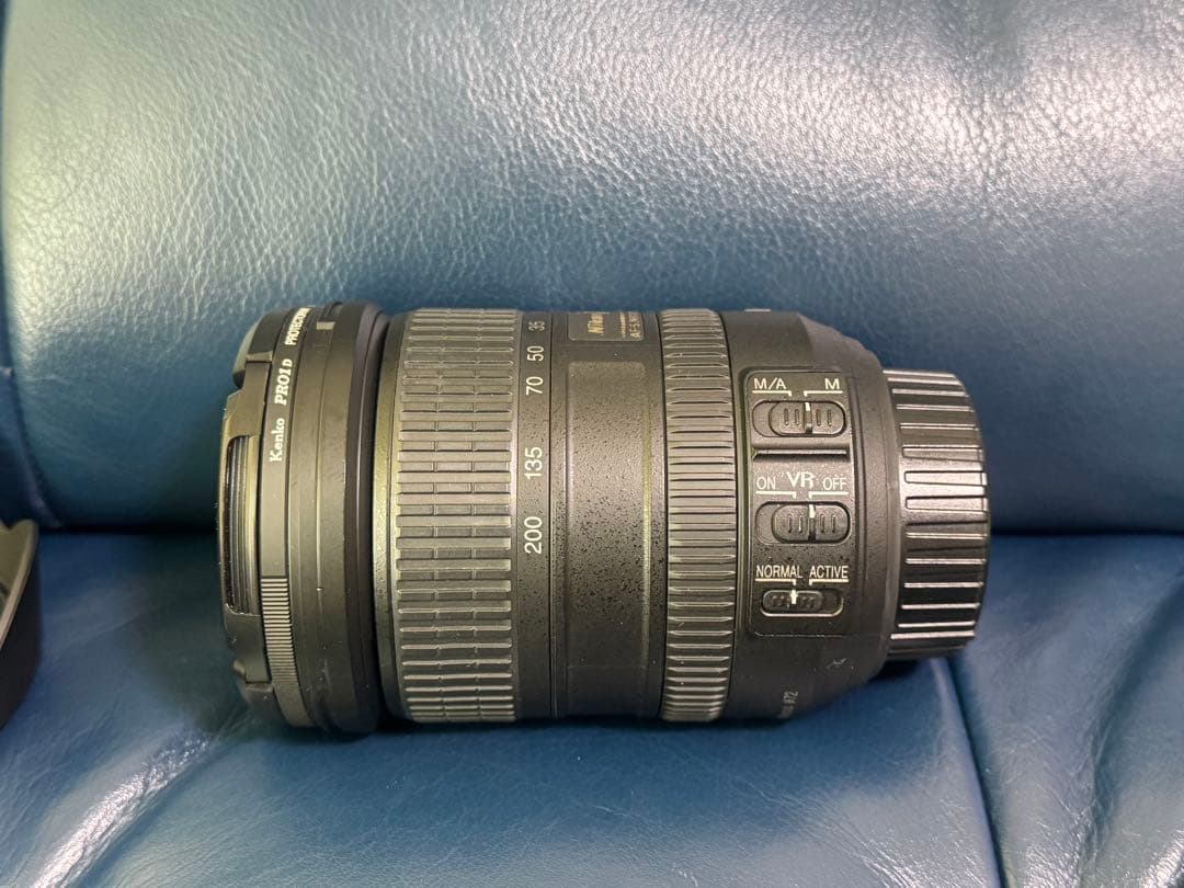 美品 ニコン Nikon AF-S DX 18-200mm 広角から望遠まで便利
