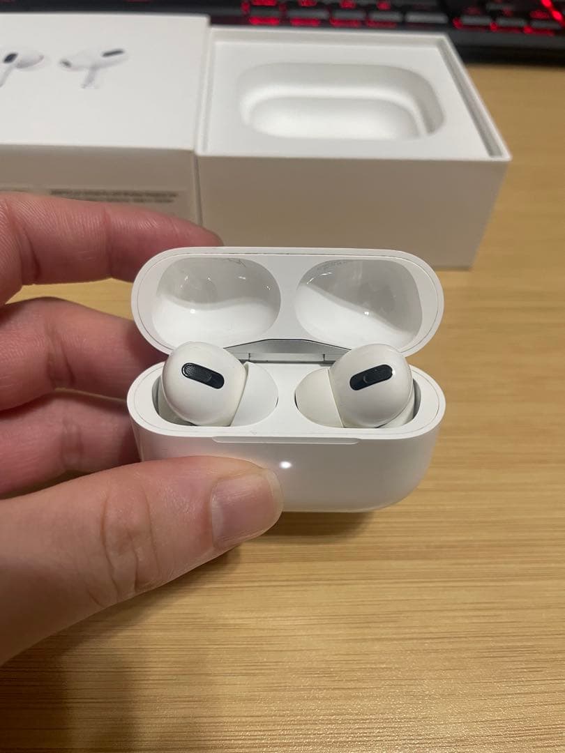 イヤホン AirPods Pro MWP22J/A