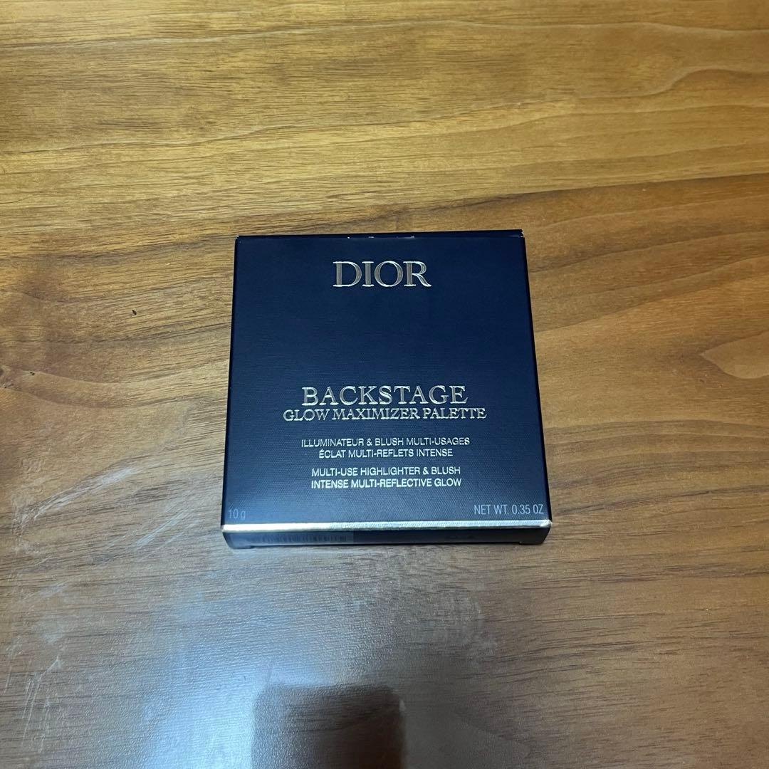 DIOR バックステージ グロウ マキシマイザー パレット　004