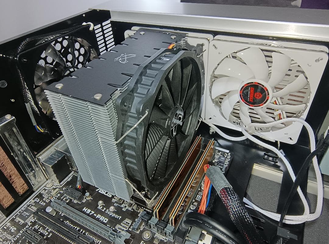 Abee製ATX　アルミPCケース Abee smart SME-EZ400-S