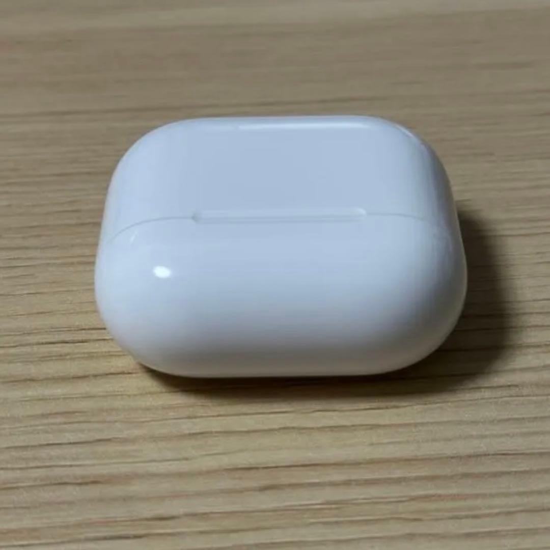 airpods 4 (ANC)アクティブノイズキャンセル搭載