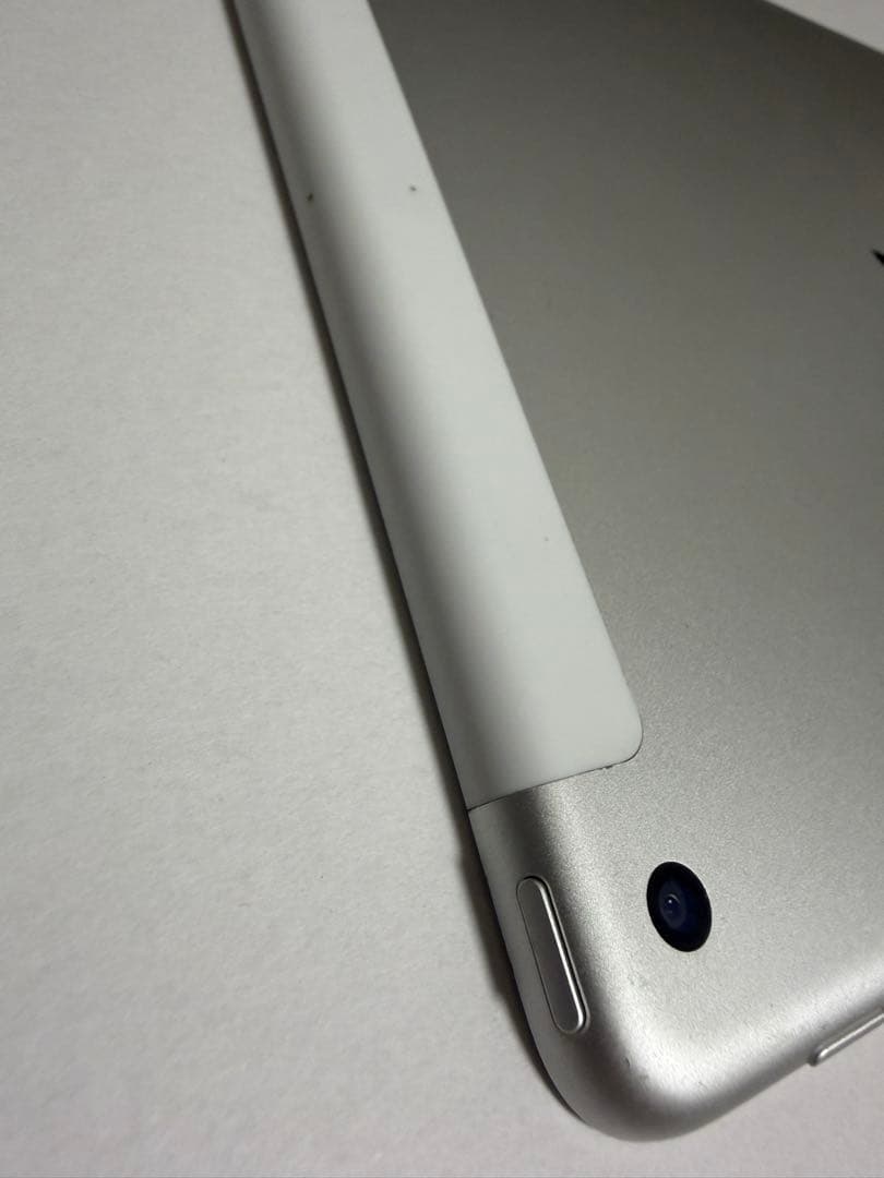 iPad 第9世代 64GB バッテリー容量:92%