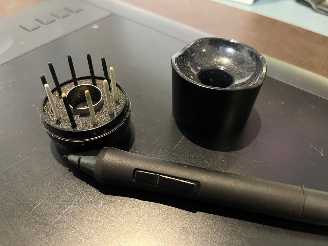 Wacom ペンタブレット PTH-651