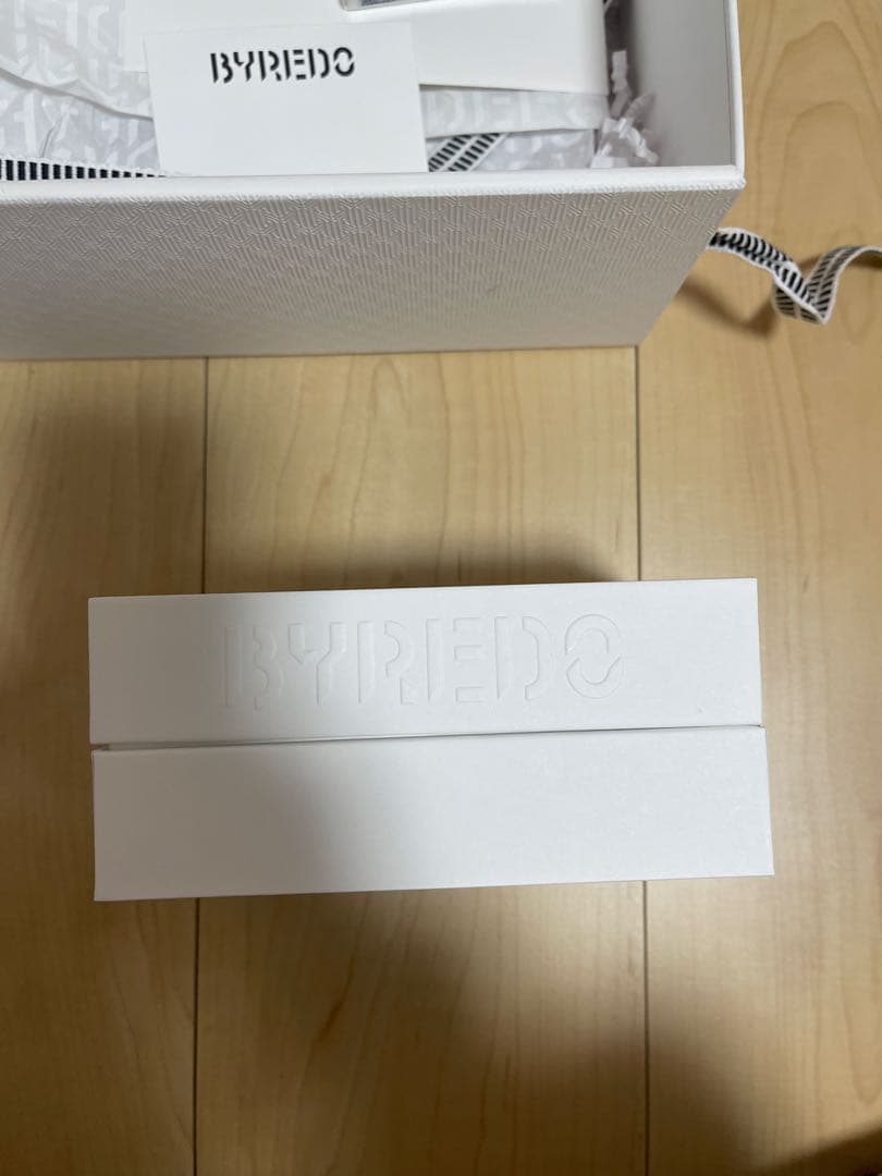 バイレードローズオブノーマンブランド