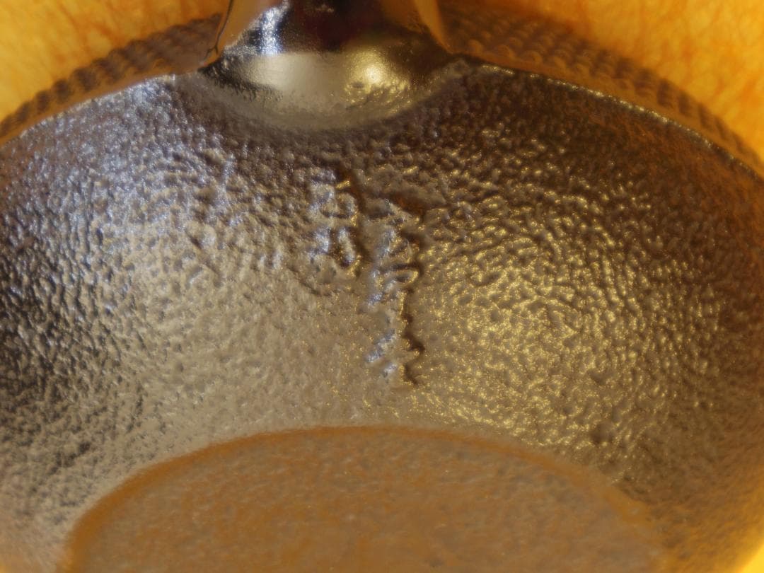 未使用　南部鉄器　鉄瓶　アラレ　急須 黒い鋳鉄製鉄瓶