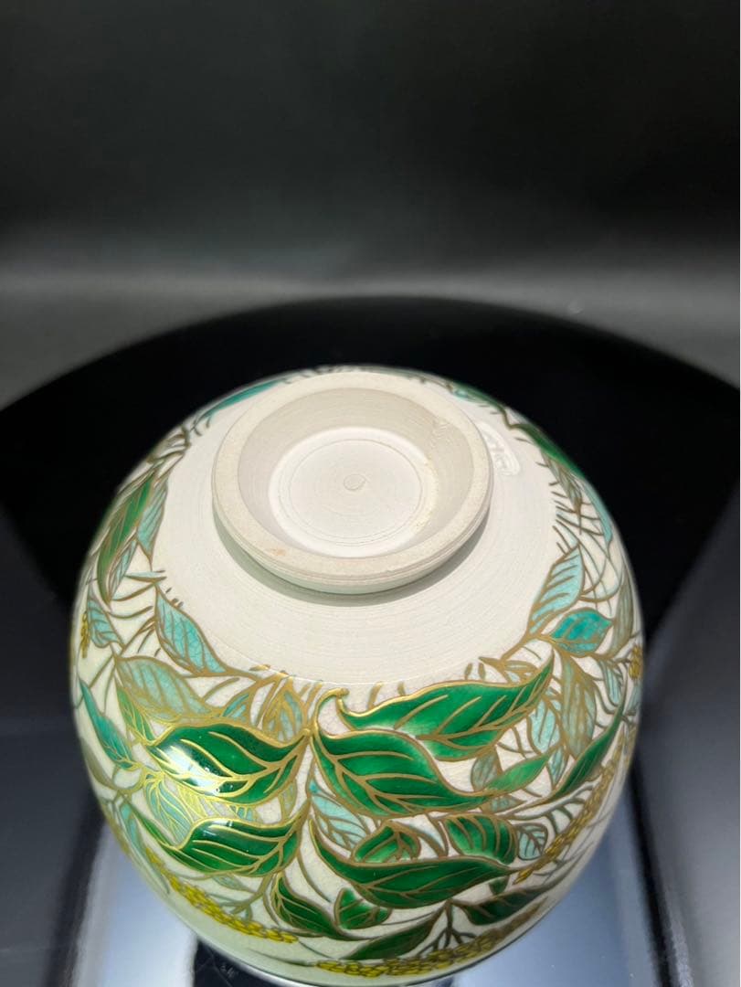 のんびり様　清閑寺杉田祥平　色絵春の花画茶碗
