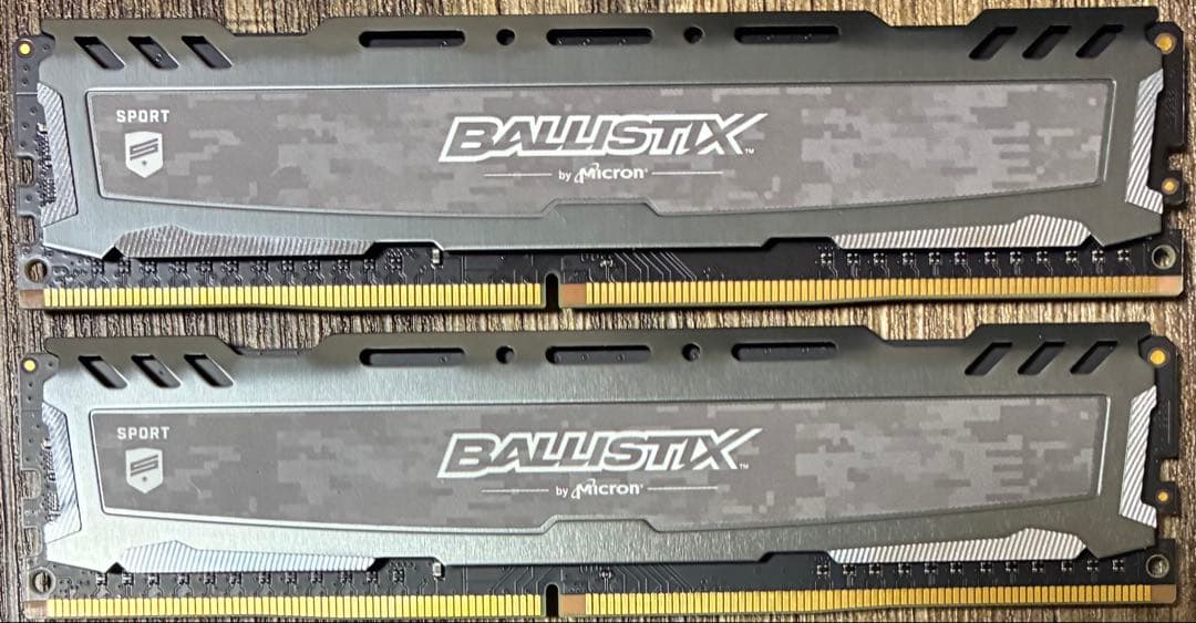 【中古】DDR4-3200 16GB(8GB×2枚) CFD