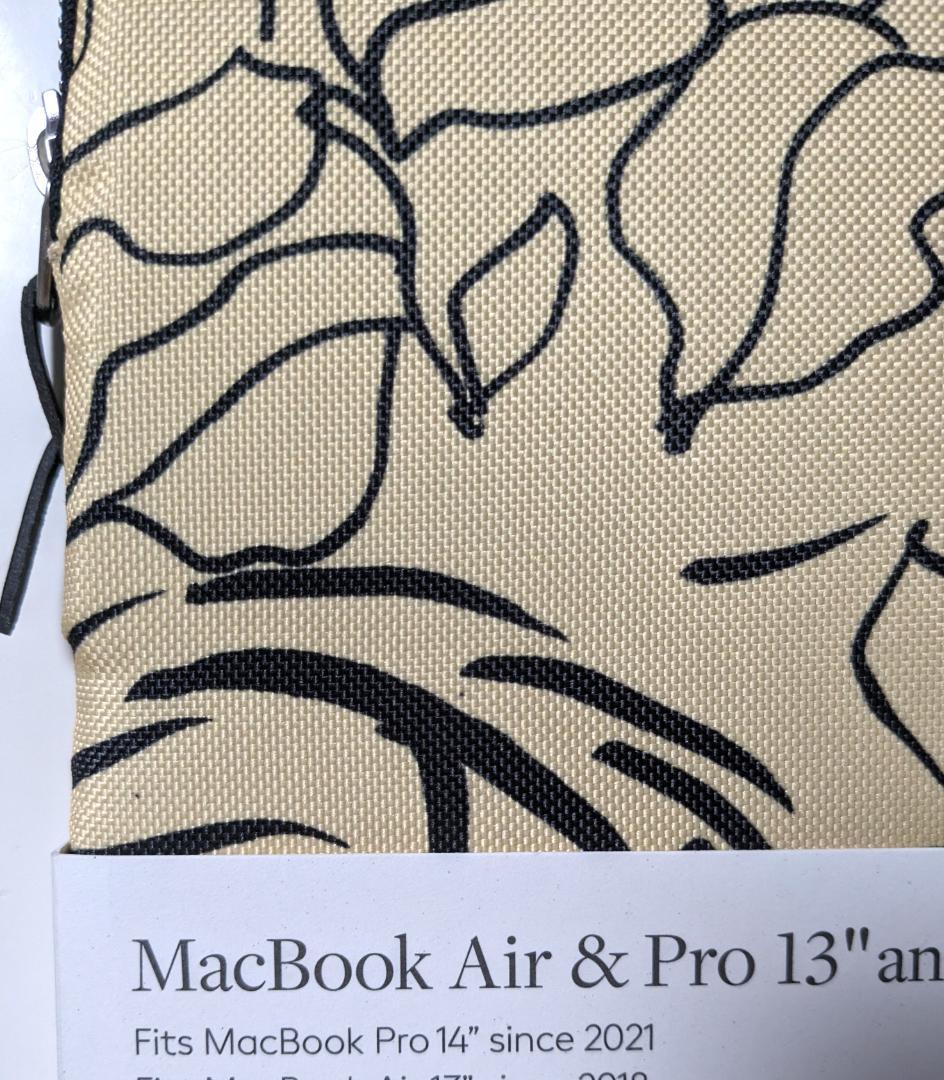 WOUF デイア Deia MacBook ケース (13インチ)　PCケース