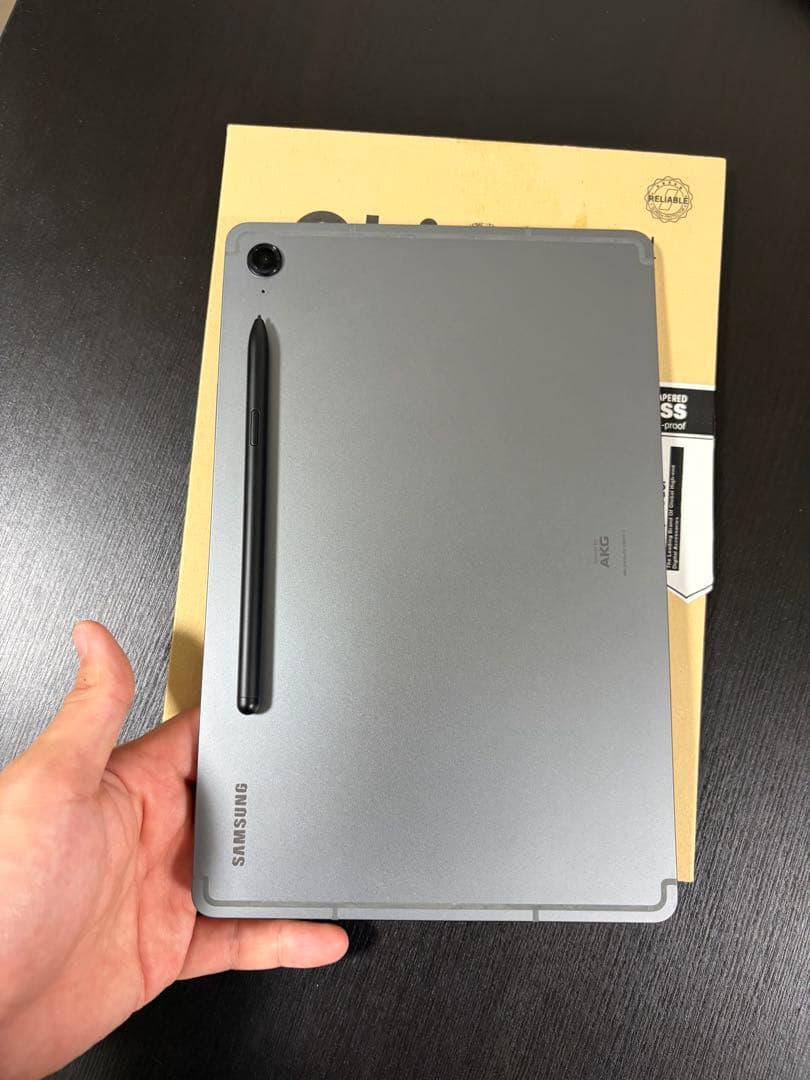 Galaxy Tab S9 FE 5G (セルラーモデル、海外版) 付属品多数