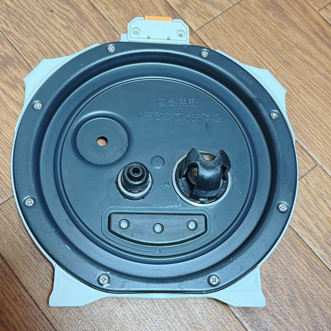 象印ZOJIRUSHI 圧力IH炊飯ジャー(5.5合炎舞炊き)絹白NW-LB10