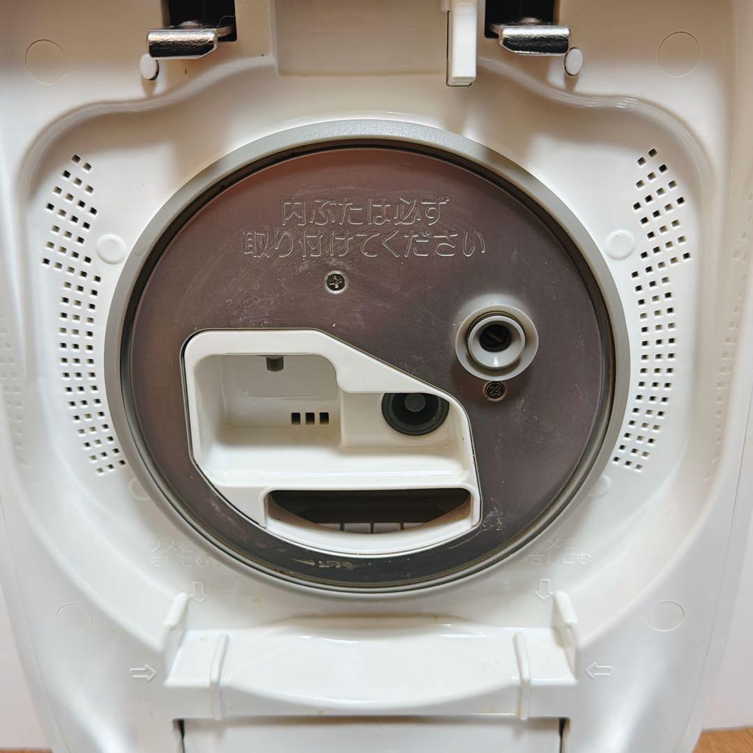 象印ZOJIRUSHI 圧力IH炊飯ジャー(5.5合炎舞炊き)絹白NW-LB10