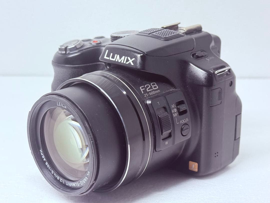 LUMIX DMC-FZ200 動作確認済 ネオ一眼 デジカメ 明るいF2.8