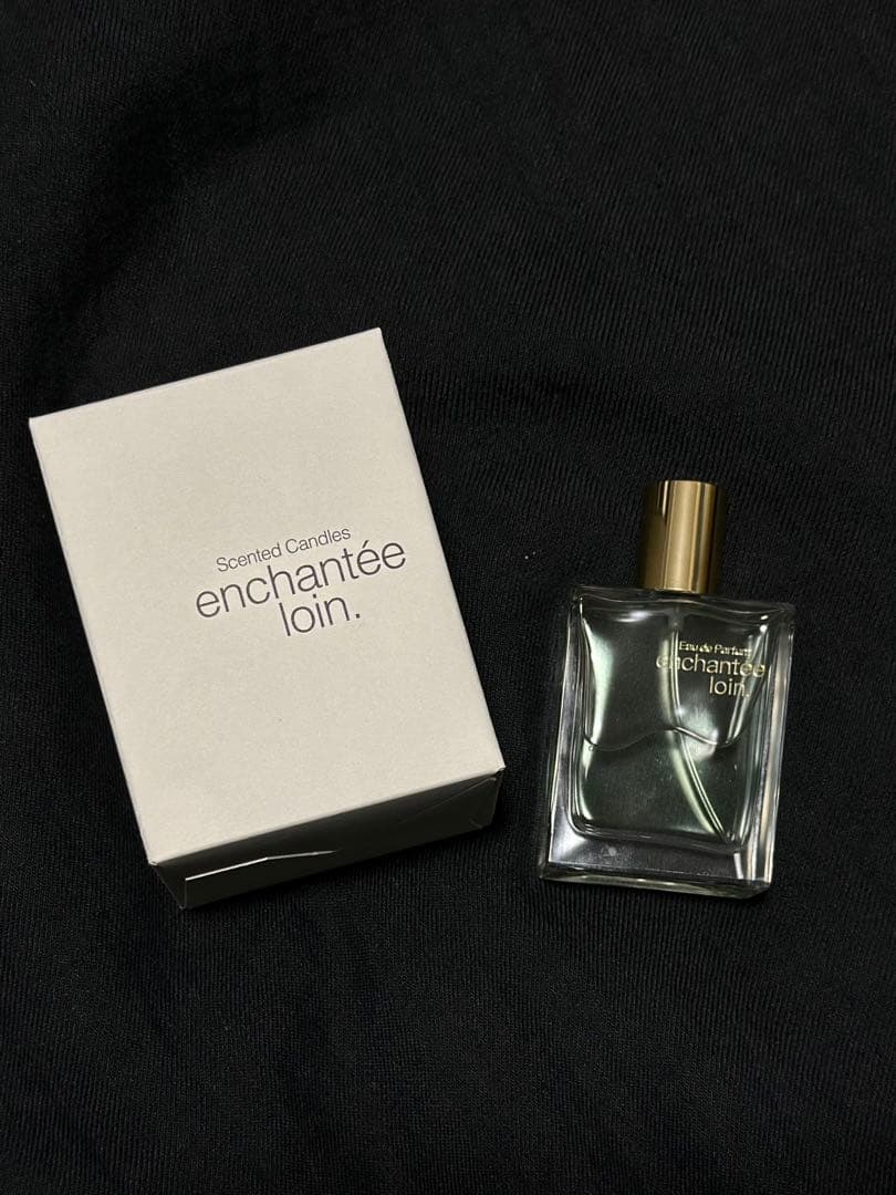 enchantée loin. 香水 キャンドル