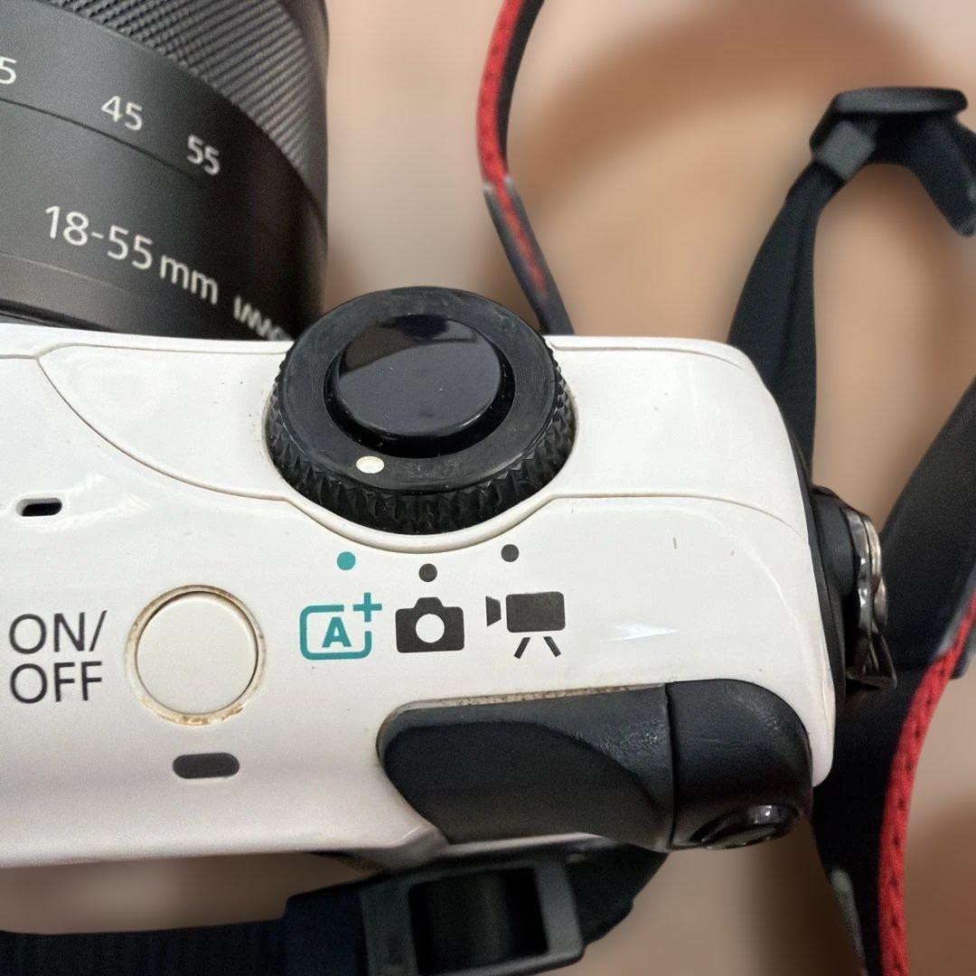 み*イ様 Canon EOS M ホワイト ミラーレス一眼 【ジャンク】